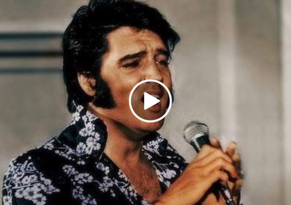 Elvis Presley – She Thinks I Still Care