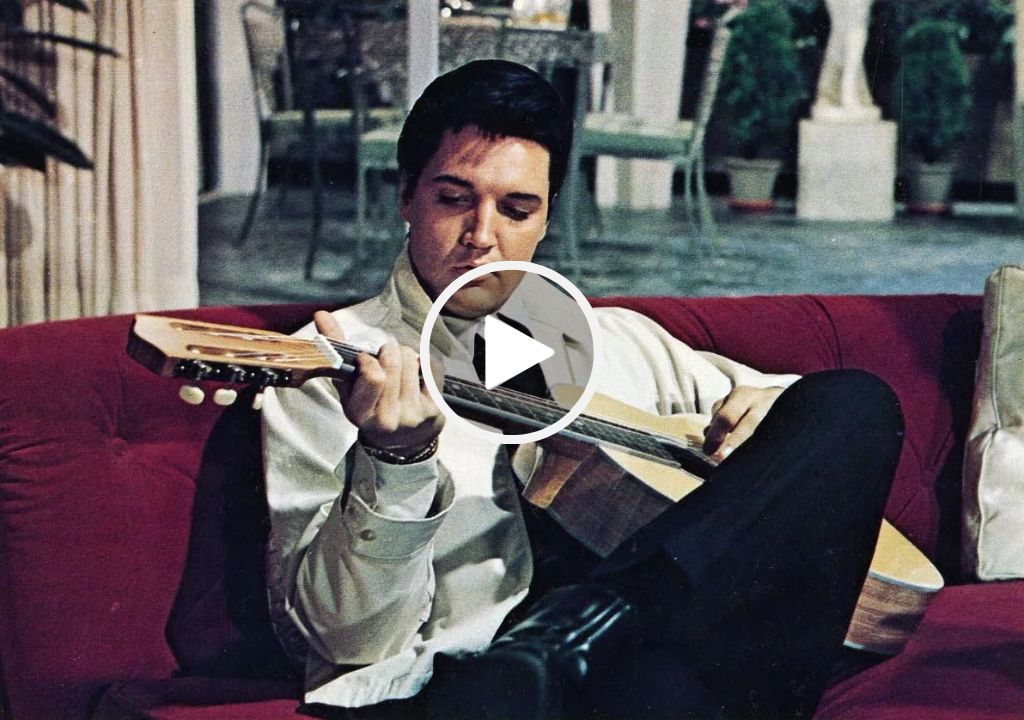 Elvis Presley – Somebody Bigger Than You And I